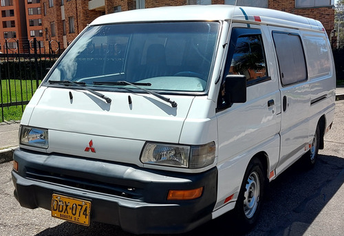 Mitsubishi L300 2.0 Panel
