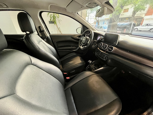 Fiat Cronos 1.8 16v Precision Pack Premium
