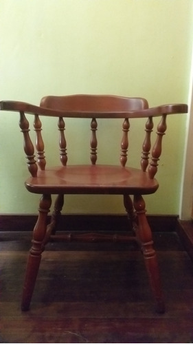 Silla De Madera Con Pasamanos 