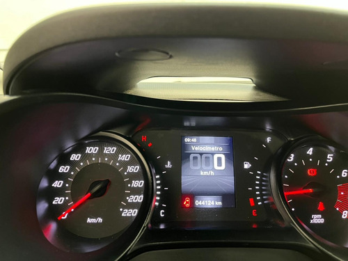 Fiat Cronos 1.0 Drive Flex 4p
