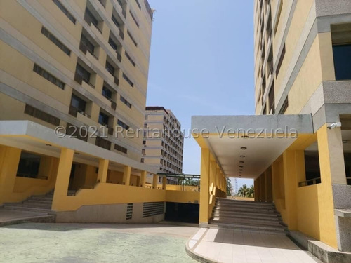 Imagen 1 de 13 de Venta Apartamento En Maneiro, Amoblado/ Con Línea Telefónica. Isla De Margarita 0424 8255686