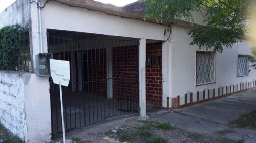 Casa En Venta De 4 Dormitorios En Santa Rosa