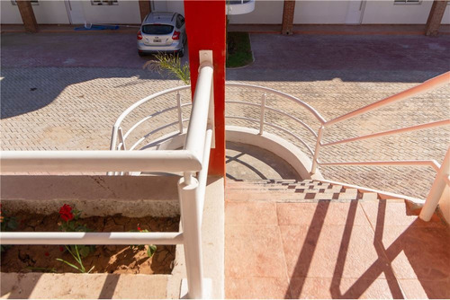 Imagen 8 de 12 de Venta Departamento 2 Dorm Balcon Terraza Cochera