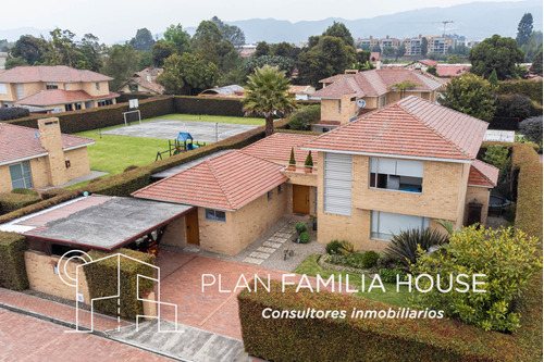 Hermosa Casa En Arriendo Cajicá Opción Amoblada