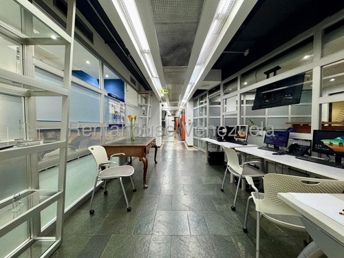 Rf Oficina En Venta En Campo Alegre Torre Europa Remodelada