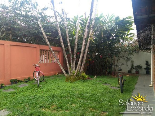 Imagem 3 de 20 de Casa Térrea - Localização Privilegiada - Cômodos Amplos - Com Edícula - 1249