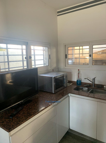 Imagen 5 de 20 de Locales En Venta 27000 Metros En Total En 4 Padrones