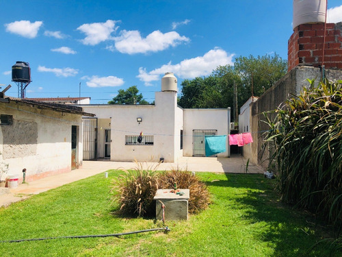 Imagen 15 de 15 de Casa Con Jardín Y Pileta En José C. Paz