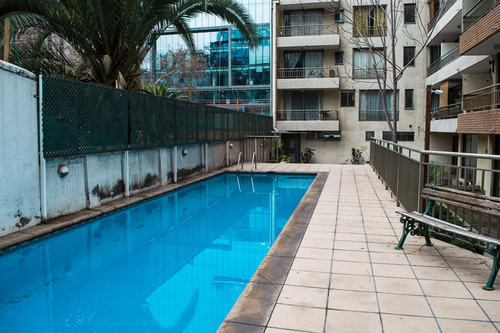 Arriendo Departamento Amoblado Studio Antonio Bellet (2102)