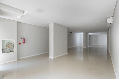 Imagem 13 de 23 de Blue Ocean Residence - Sala 06 - 82210