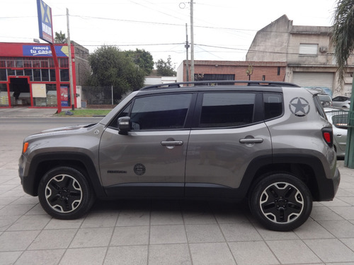 Jeep Renegade 4x4 Trailhawk 2.0 At { Excelente Estado }