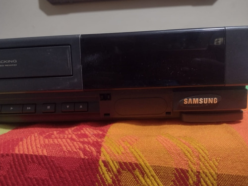 Videocasetera Samsung Vhs Vr5703 Para Reparar O Refacciones (Usado)