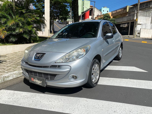 Imagem 2 de 10 de Peugeot 207 Hatch Xr Sport 1.4 8v (flex) 2012