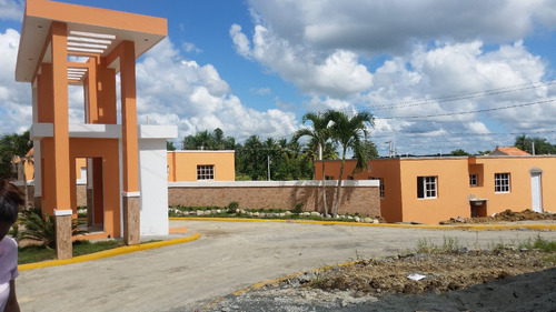 Imagen 3 de 13 de Casas De 3 Habitaciones Y 2 Baños.