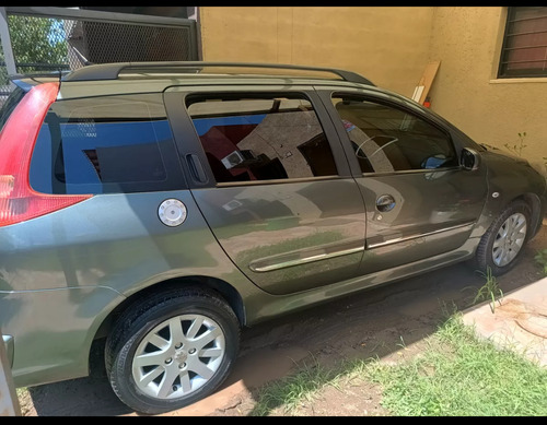 Peugeot 207 1.6 Xt