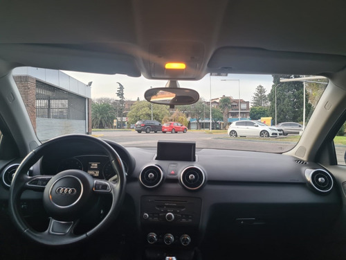 Imagen 10 de 15 de Audi A1 Sportback 1.4 Ambition Tfsi Stronic 2013 1ra Mano