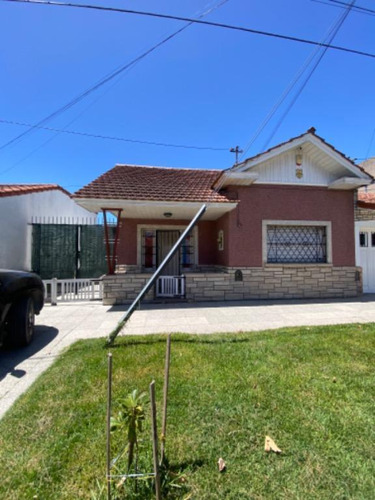 Casa Chalet  En Venta Mar Del Plata