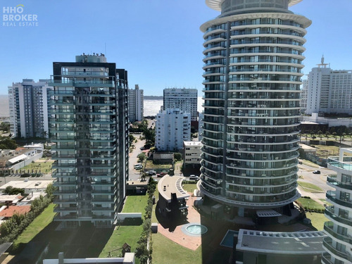 Apartamento En Venta Y Alquiler Torre Manhattan. Punta Del Este. Aidy Gril.