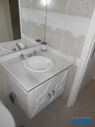 Imagem 3 de 5 de Flat - Moema Pássaros - Sp - 387877