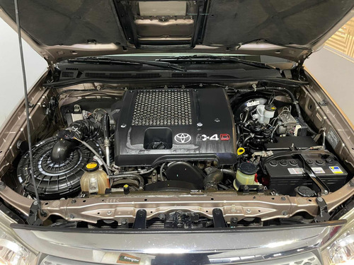 Toyota SW4 3.0 I Srv At C/cuero 4x4 (2009)
