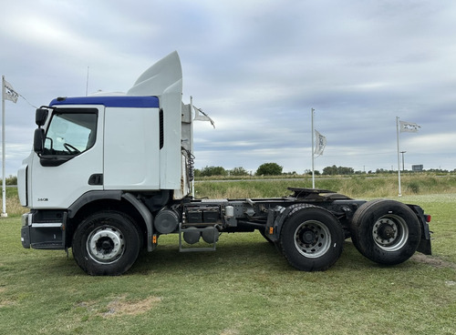 Vdo Hermoso Camion Renault Tractor Dxi 380. Cubiertas Nuevas