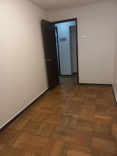 Ubicación Privilegiada En Centro Stgo ,amplio, 3 D+1b