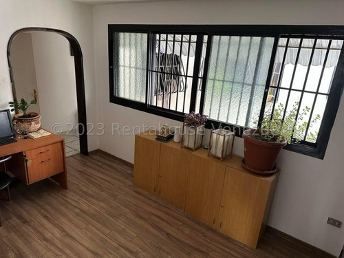 Apartamento En Venta Chacao 24-4218