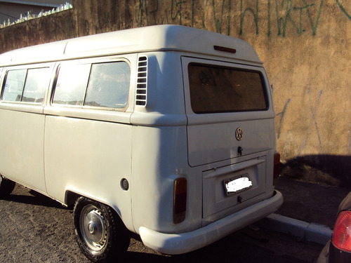 Kombi 2011 Flex 12 Lugares