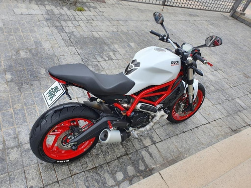 Ducati Monster 797