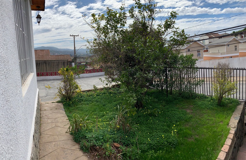 Casa 185 M2 Y Terreno De 1000 M2 Con Acceso Por Dos Calles