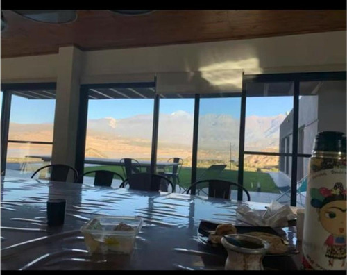 Venta Casa B Privado Frente Al Dique Potrerillos.