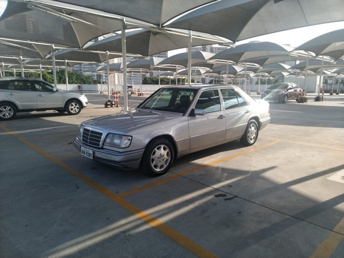 Mercedes-benz E220 W124