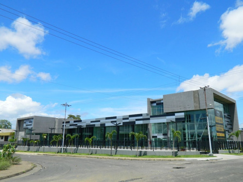 Imagen 3 de 24 de Local En Venta Y Alquiler. ¿deseas Hacer La Mejor Inversión De Tu Vida? Venta Centro Comercial Nuevo Y Moderno En Puerto Ordaz , Oportunidad Única Al Mejor Precio
