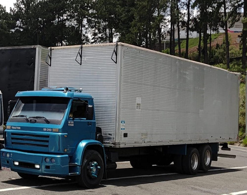 Titan 18-310 Ano 2005 Com 545.000 Km Caminhão Truck Baú