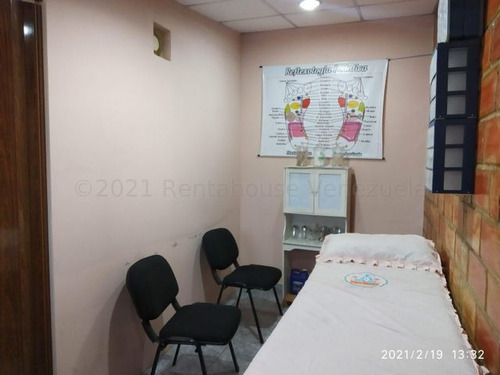 Imagen 7 de 14 de Venta Casa Urb. Av. Bolivar Norte 22-7034 Forg