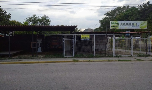 Imagen 5 de 5 de Luis Revilla Vende Casa Comercial, Ubicada En Yagua