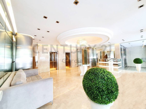 Imagen 3 de 30 de En Venta Semipiso 3 Dormitorios Con Balcón Terraza En Flores.