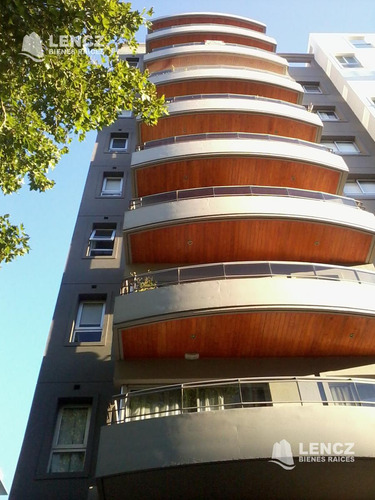 Venta Depto Semipiso 3 Amb A Media Cuadra De Plaza Conesa