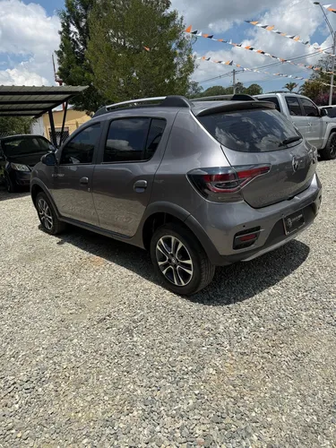 Renault Stepway 1.6 Intens Cvt