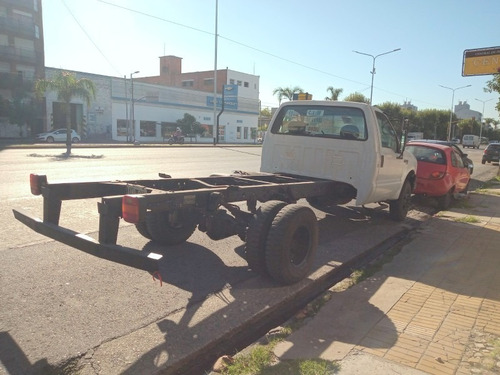 Ford F4000 2010 Chasis