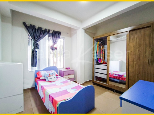 Imagen 8 de 25 de Casa En Venta, 8 Dormitorios Con Piscina, Zona Roca Y Coronado