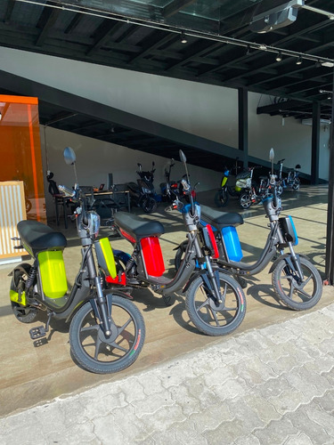 Imagen 9 de 14 de Kiwi Katana Moto Eléctrica Precio De Lanzamiento!