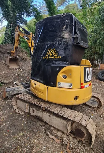 Miniexcavadora Caterpillar 303.5e2 Modelo 2017