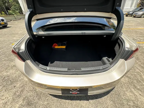 Mazda 3 2.0 Touring At Hibrido Ligero - Mhev