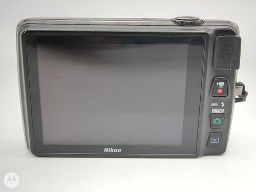 Cámara Nikon Coolpix S4300 Touch Screen 16mpx 6x Funcionando Negro (Usado)
