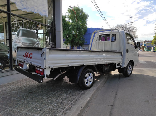 JAC X200 2.0 Luxury