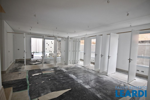 Casa Em Condomínio - Alphaville - Sp - 560031
