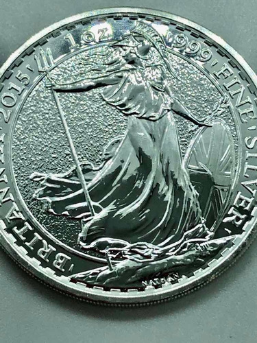 Moneda De Plata 1 Oz Britania 2 Libras Gran Bretaña Año 2015 (Usado)