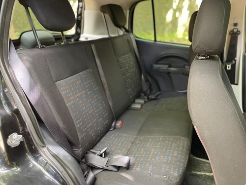 Fiat Uno Vivace/rua