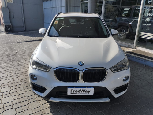 BMW X1 2.0 Sdrive 20i Sportline 192cv